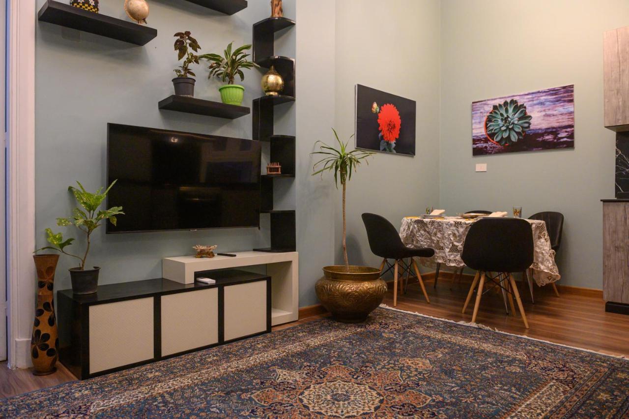 Apartment The Place4 Downtown Nest *